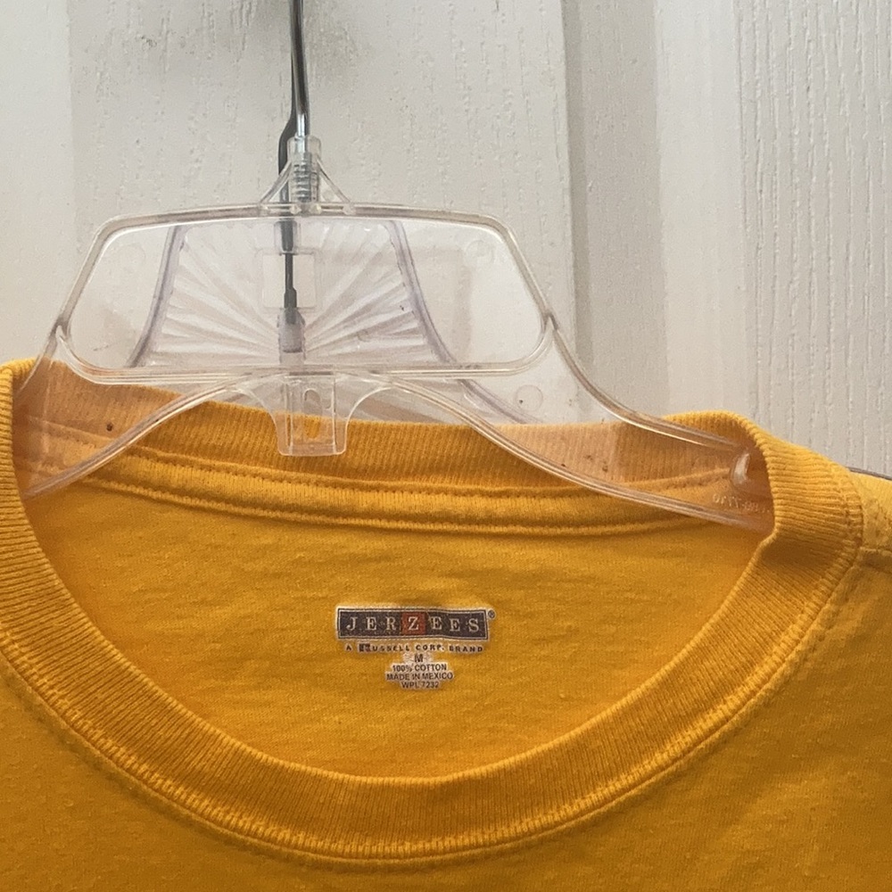 Basic jerzees tee medium - Picture 2 of 3